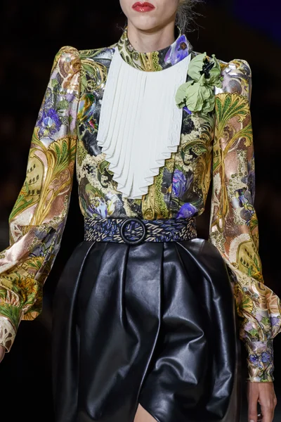 Look 136